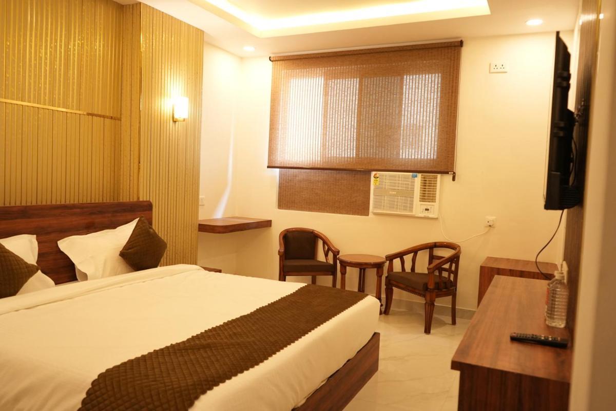Hotel Golden Palace Lucknow Dış mekan fotoğraf